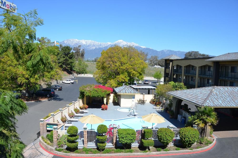 Quality Inn Ontario Airport Convention Center Экстерьер фото