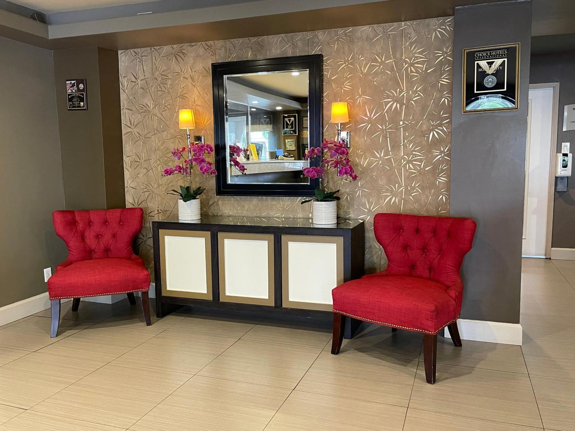 Quality Inn Ontario Airport Convention Center Экстерьер фото