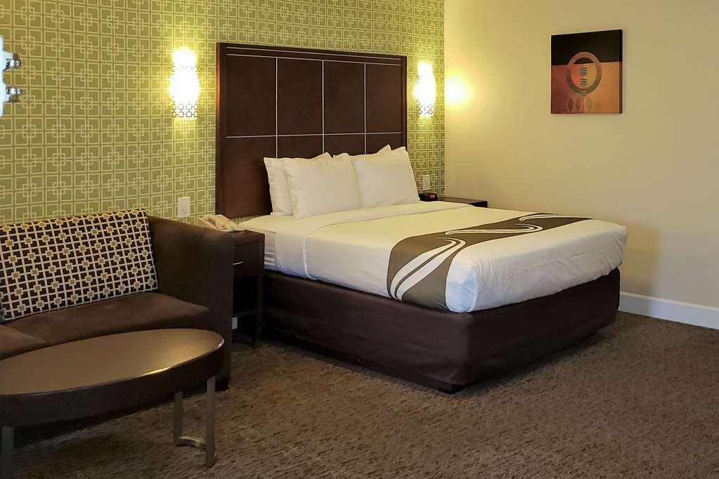 Quality Inn Ontario Airport Convention Center Номер фото