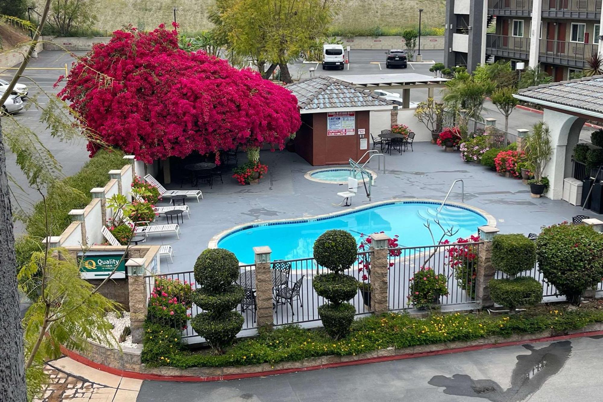 Quality Inn Ontario Airport Convention Center Экстерьер фото