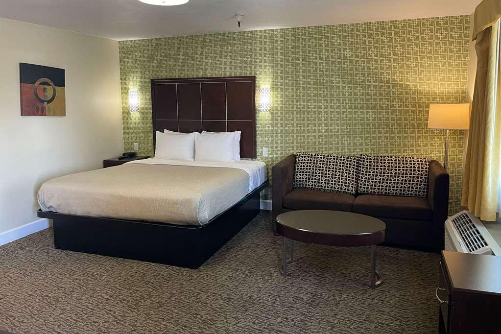 Quality Inn Ontario Airport Convention Center Номер фото